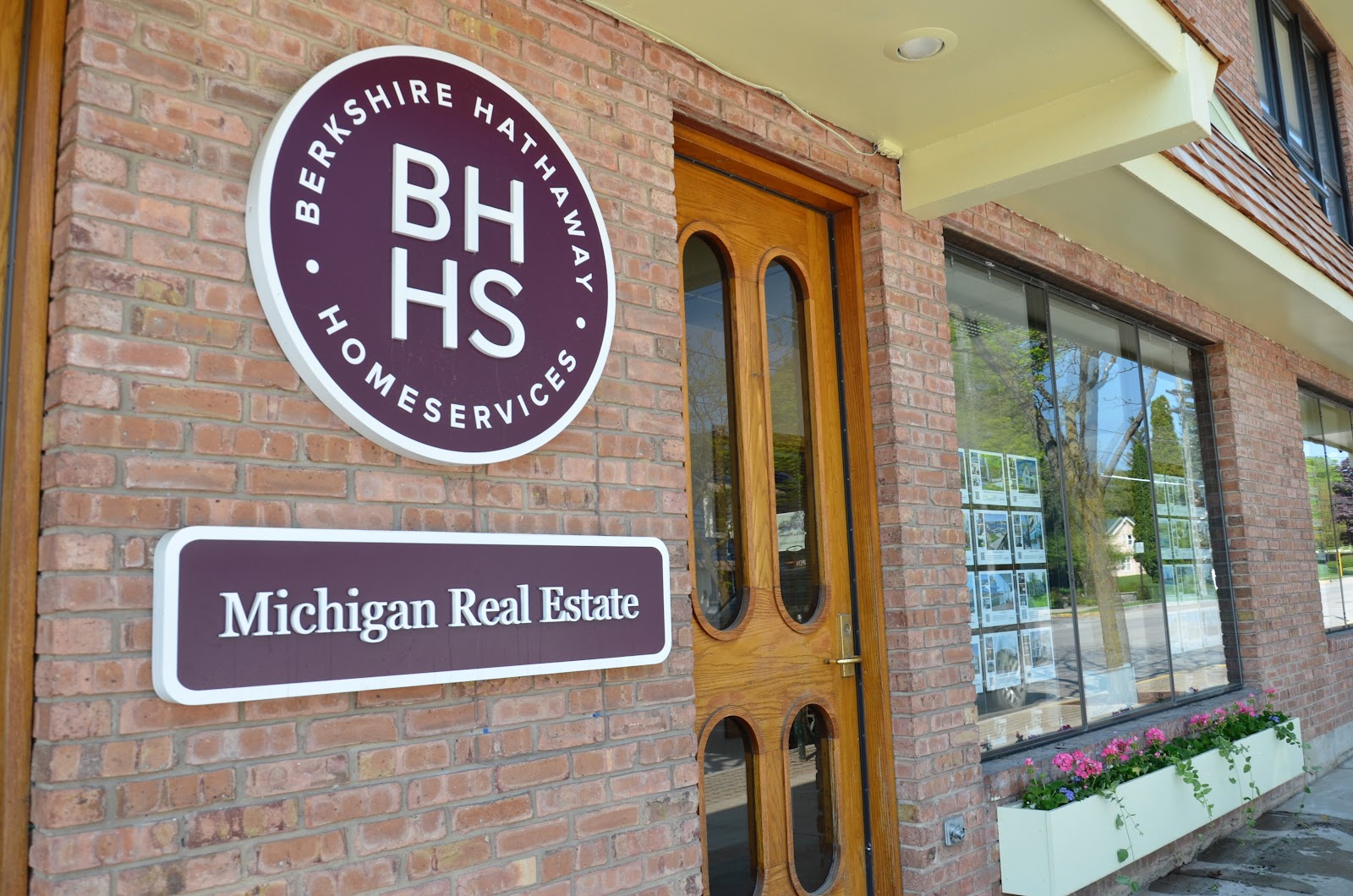 Berkshire Hathaway HomeServices Michigan Real Estate in West Bloomfield Township