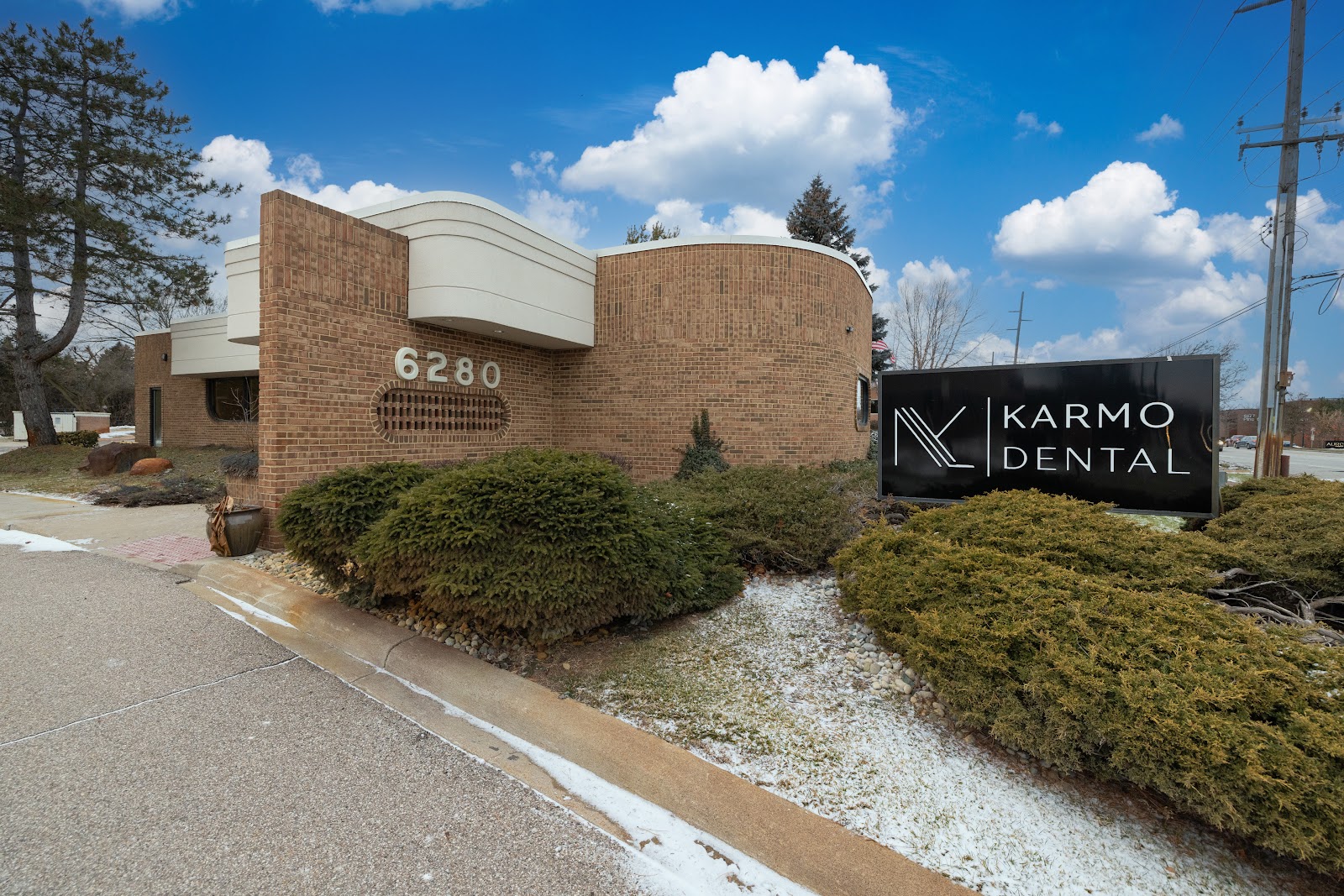 Karmo Dental in West Bloomfield Township