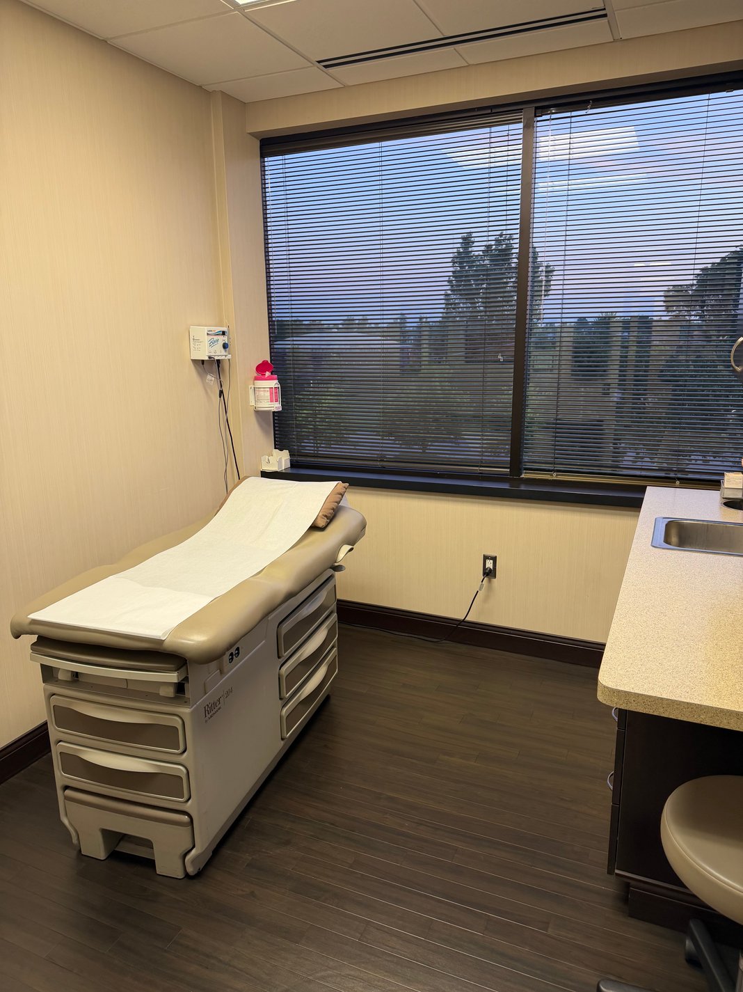 Leonard Kerwin, MD | Associated Dermatologists (West Bloomfield) in West Bloomfield Township