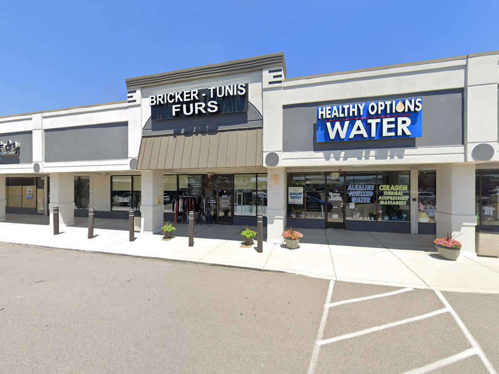 Mindy's Unique Boutique in West Bloomfield Township