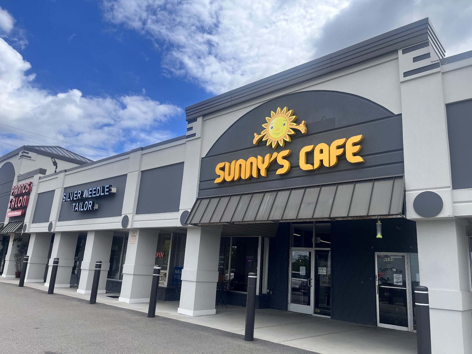 Sunny's Cafe — photo