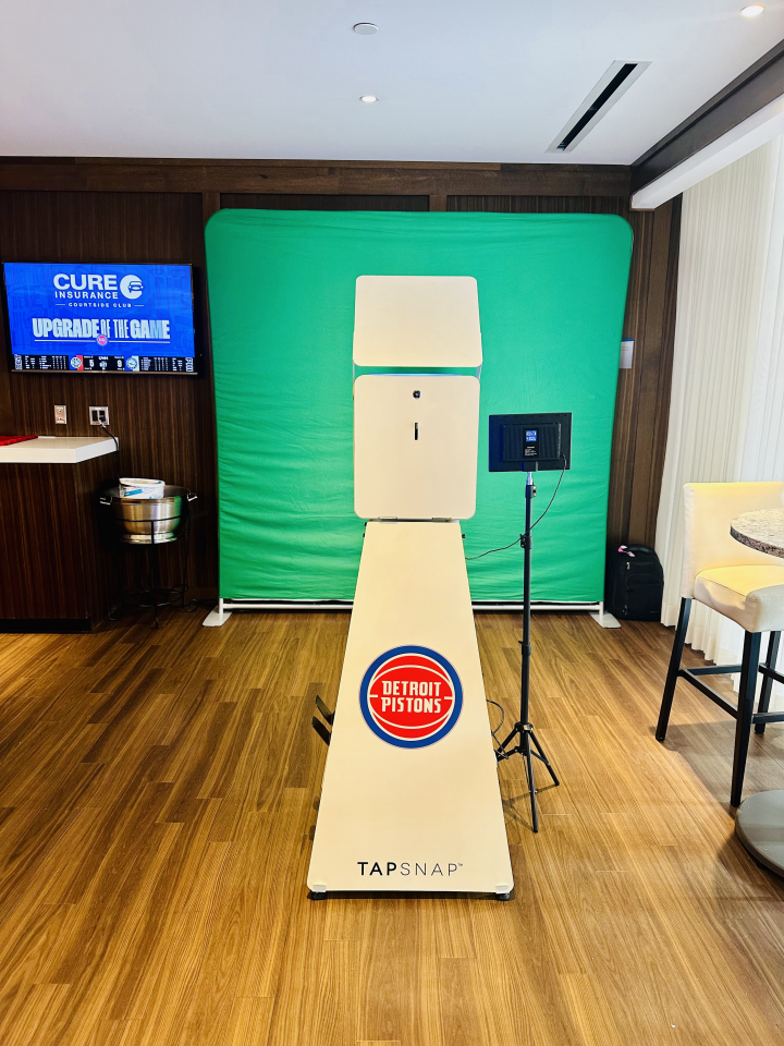 TapSnap Detroit - Photo Booth Rentals in West Bloomfield Township