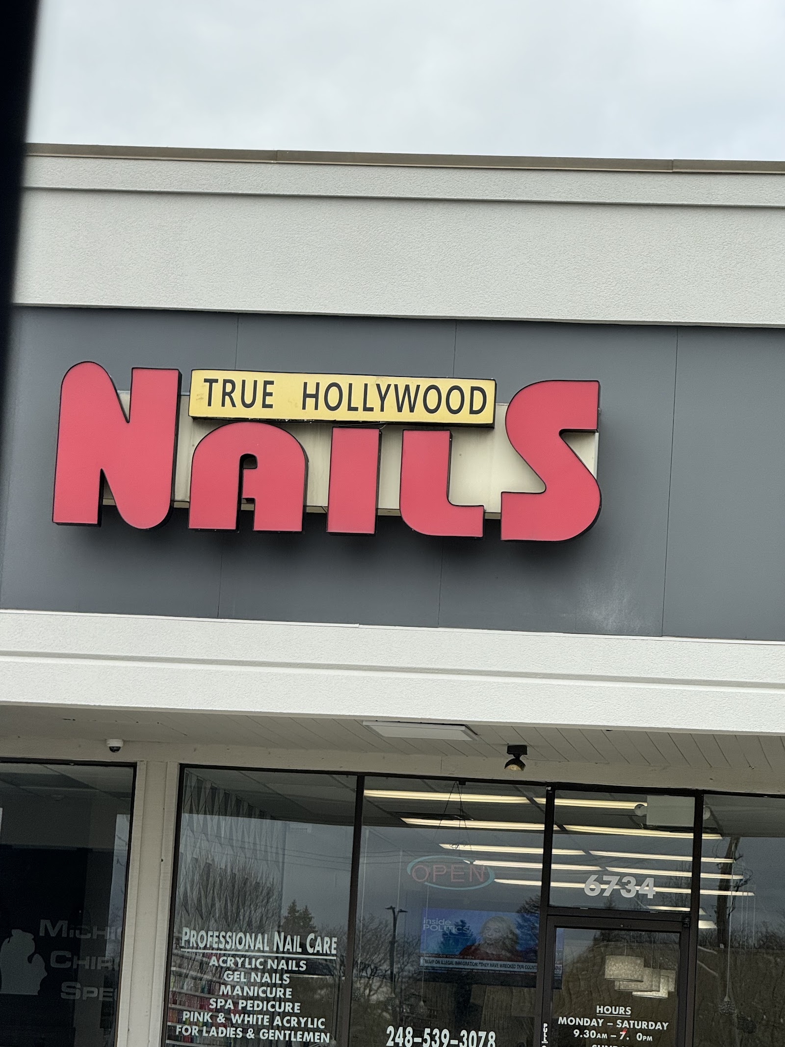 True Hollywood Nail — photo