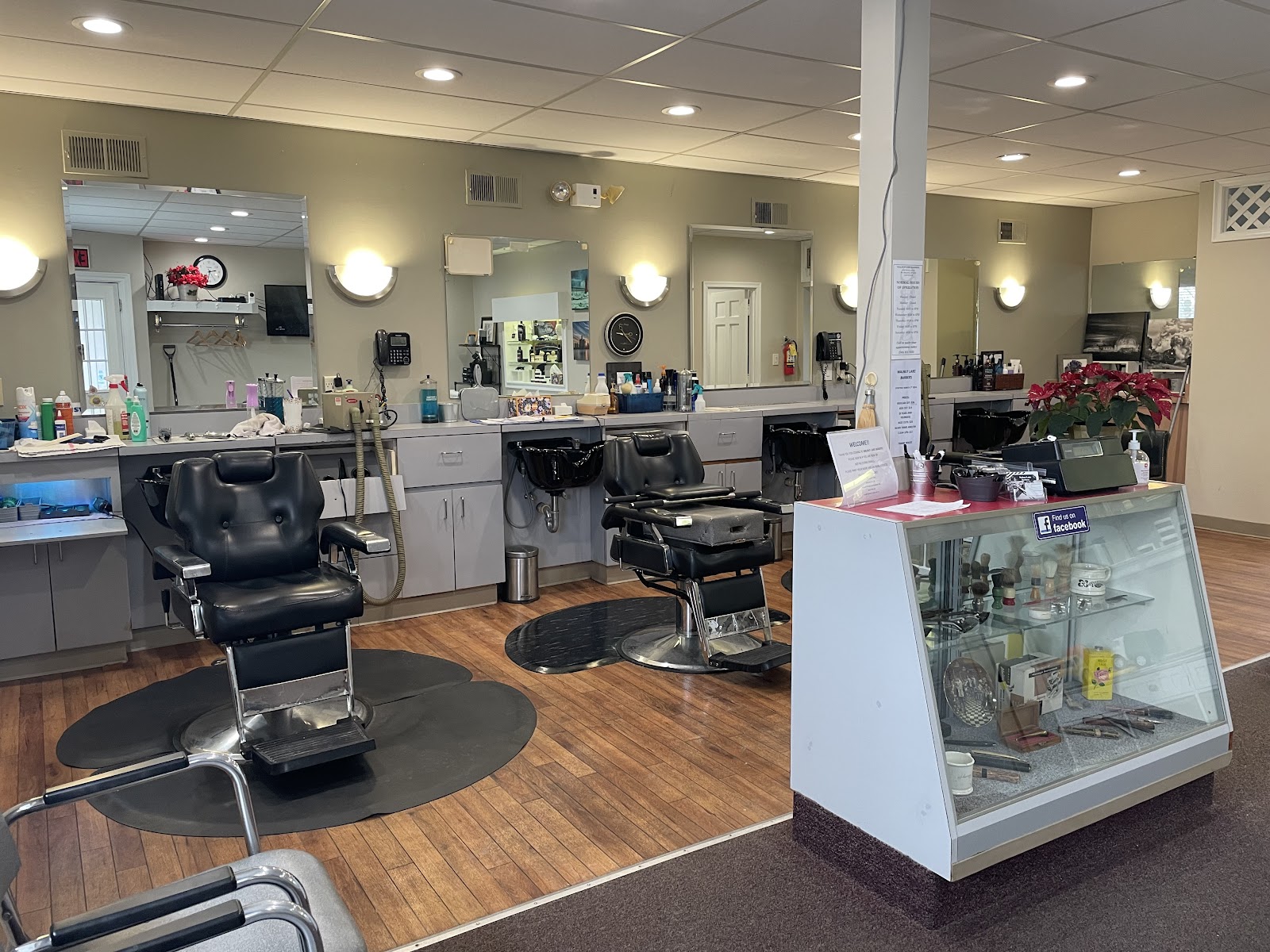 Walnut Lake Barbers in West Bloomfield Township